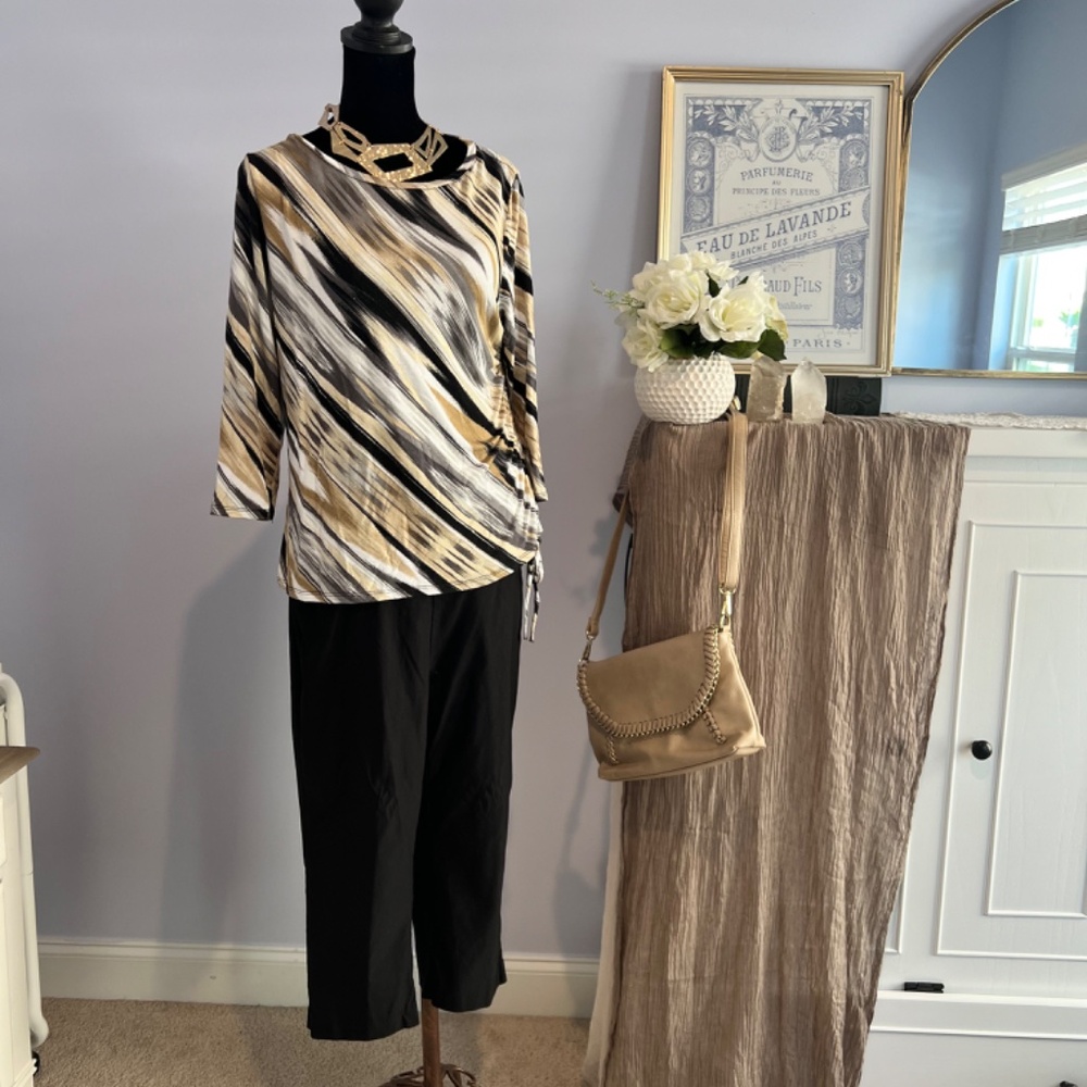 𝔽𝕒𝕝𝕝 𝔹𝕦𝕟𝕔𝕙 𝕨𝕚𝕥𝕙 𝕥𝕙𝕖 𝔾𝕚𝕣𝕝'𝕤 𝕆𝕦𝕥𝕗𝕚𝕥